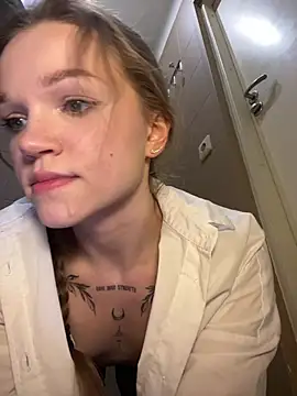 KitteCat online show from February 25, 2025, 6:20 pm