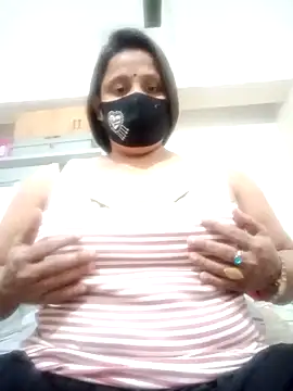 Snapshot of Bithi-01 chatting on January 5, 2025, 10:53 am Bithi-01 online show from January 5, 2025, 10:53 am