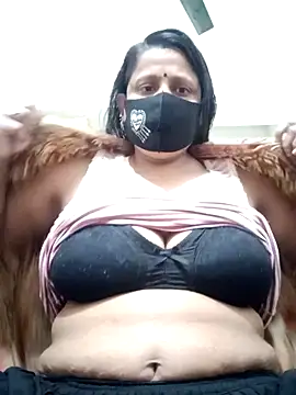 Snapshot of Bithi-01 chatting on January 14, 2025, 10:02 pm Bithi-01 online show from January 14, 2025, 10:02 pm