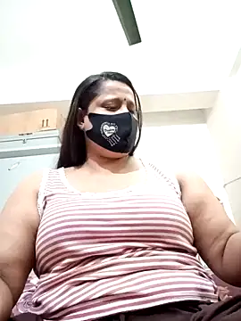 Snapshot of Bithi-01 chatting on February 17, 2025, 1:36 am Bithi-01 online show from February 17, 2025, 1:36 am