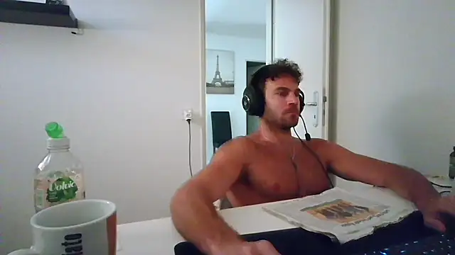 alpha-hunk online show from June 27, 2026, 9:03 am