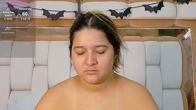 Snapshot of collegepawglovedaddy chatting on October 26, 2025, 1:06 pm collegepawglovedaddy online show from October 26, 2025, 1:06 pm