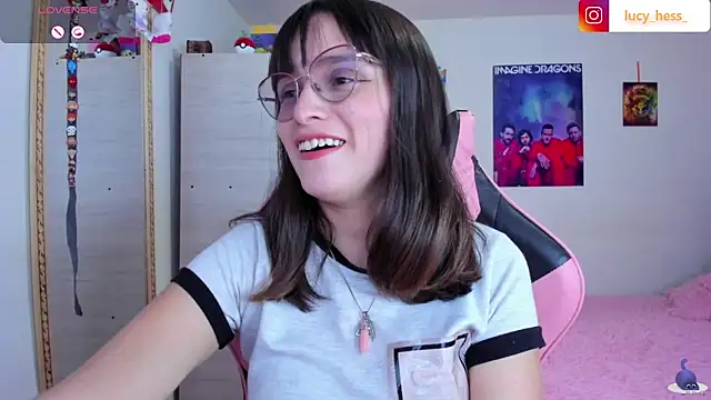 Snapshot of Lucyy-hess chatting on May 14, 2026, 8:26 pm Lucyy-hess online show from May 14, 2026, 8:26 pm