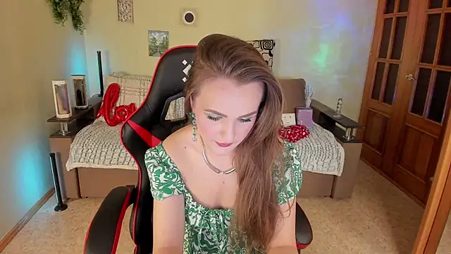 VeronikaVel online show from July 8, 2026, 8:57 pm