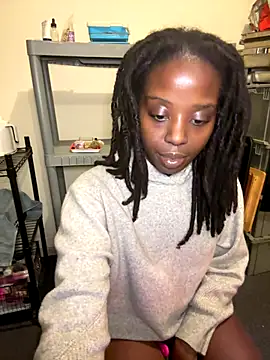 Snapshot of choclatepeaach chatting on November 3, 2025, 5:31 am choclatepeaach online show from November 3, 2025, 5:31 am