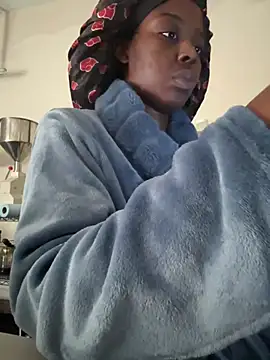 choclatepeaach online show from January 10, 2026, 3:14 pm