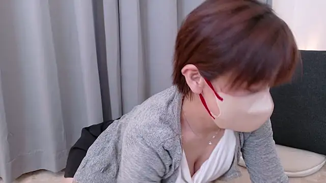 Risa 06 online show from December 14, 2025, 12:43 pm