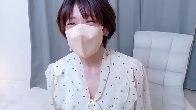 Risa 06 online show from February 21, 2026, 12:39 pm