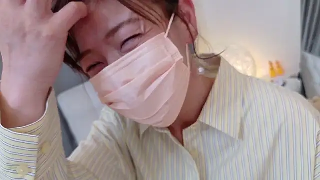 Risa 06 online show from April 5, 2026, 12:13 pm