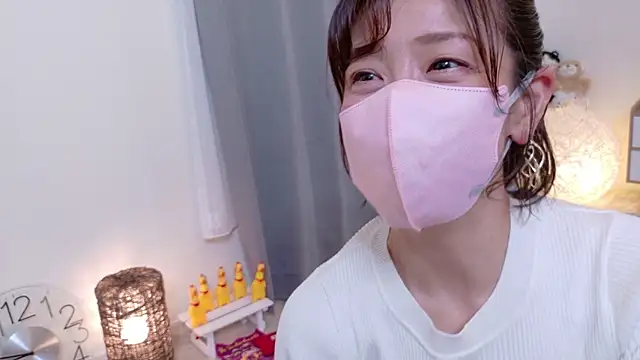 Risa 06 online show from April 14, 2026, 11:49 am