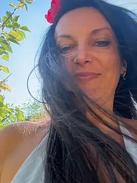 Snapshot of -OLYA- chatting on June 1, 2026, 1:13 pm -OLYA- online show from June 1, 2026, 1:13 pm