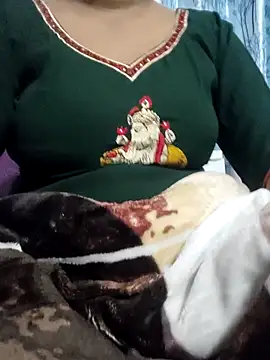 Snapshot of Dr_Chhaya chatting on March 3, 2025, 7:10 am Dr Chhaya online show from March 3, 2025, 7:10 am