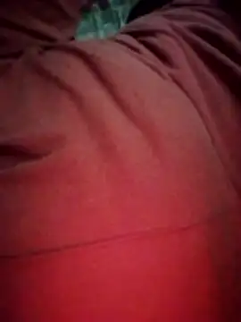 Snapshot of houda_sex_hot chatting on January 17, 2026, 7:46 am houda sex hot online show from January 17, 2026, 7:46 am