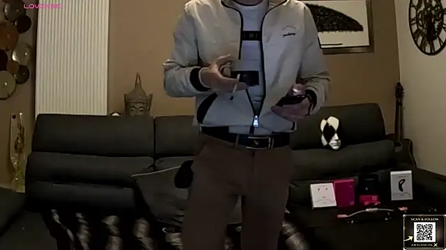 Snapshot of ApollonFit_x69 chatting on February 11, 2026, 9:53 pm ApollonFit x69 online show from February 11, 2026, 9:53 pm