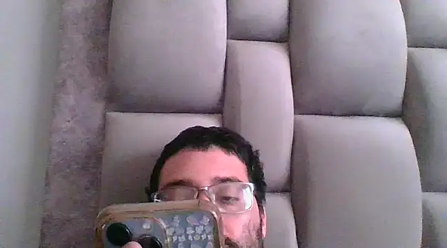 andresrmv69 online show from January 27, 2025, 8:39 pm