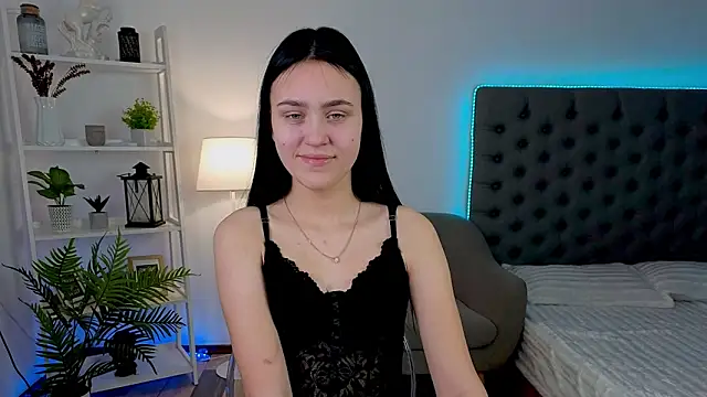 Snapshot of CooperAllana chatting on February 28, 2025, 8:31 am CooperAllana online show from February 28, 2025, 8:31 am