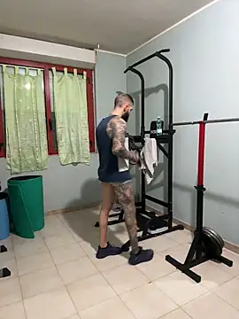 Gioeltoro89 online show from December 18, 2025, 4:57 pm