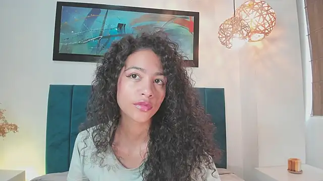 AntonellaHall  online show from September 27, 2025, 12:21 pm