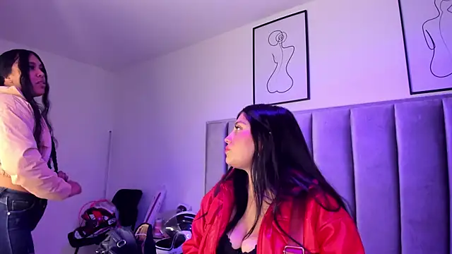 Laiia Page online show from December 17, 2025, 12:44 pm