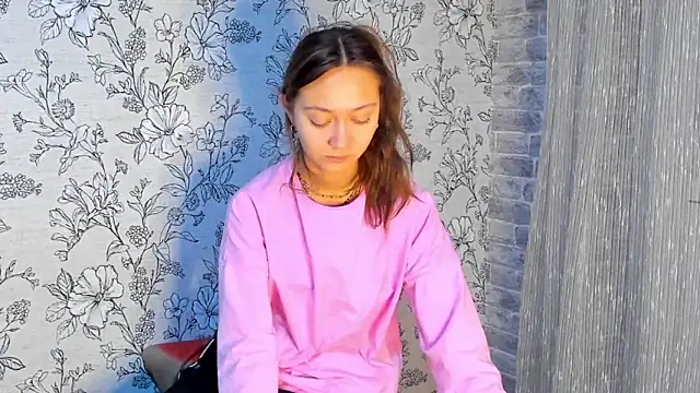 EllaSky xoxo online show from November 15, 2025, 6:15 pm