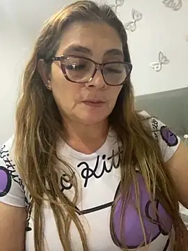 Snapshot of AntonellaAlondra4 chatting on December 11, 2024, 3:56 am AntonellaAlondra4 online show from December 11, 2024, 3:56 am
