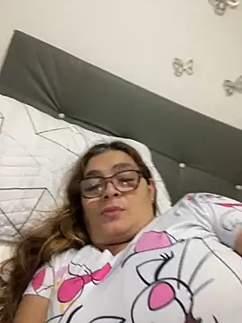 Snapshot of AntonellaAlondra4 chatting on February 21, 2025, 12:06 pm AntonellaAlondra4 online show from February 21, 2025, 12:06 pm