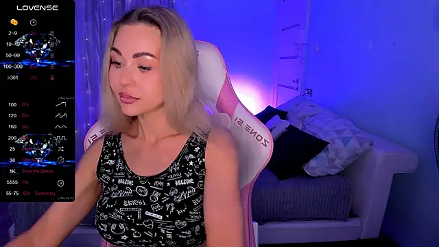 AdeleRoberts online show from February 24, 2026, 1:58 am