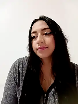 AlondraMendez online show from September 18, 2025, 10:12 pm