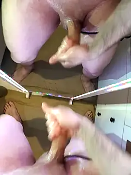 Snapshot of PerfectBisex chatting on November 3, 2025, 5:25 pm PerfectBisex online show from November 3, 2025, 5:25 pm