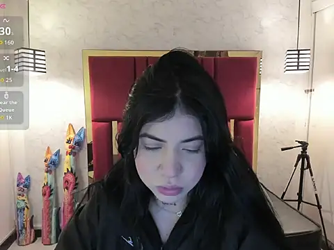 Snapshot of Violet_m chatting on October 12, 2025, 11:53 am Violet m online show from October 12, 2025, 11:53 am