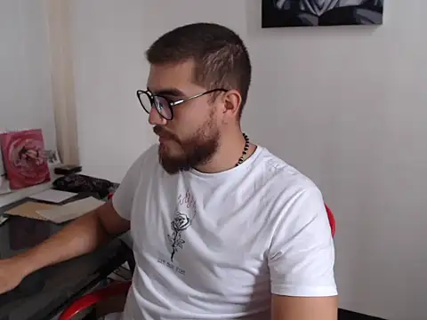 Dylanwish online show from October 3, 2025, 8:39 pm