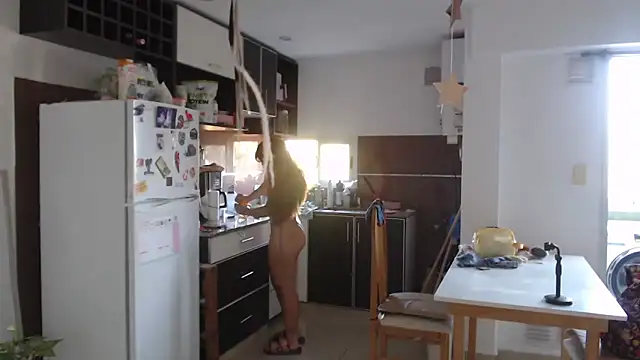 bunnylolaa4 online show from February 16, 2026, 10:22 am