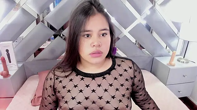 Snapshot of rose_nova chatting on October 6, 2025, 7:44 pm rose nova online show from October 6, 2025, 7:44 pm