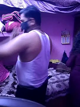 bobbyronak online show from September 17, 2025, 8:49 am