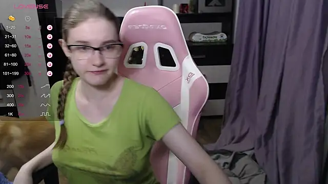 Snapshot of Tomato_Tease chatting on December 31, 2024, 1:04 am Tomato Tease online show from December 31, 2024, 1:04 am