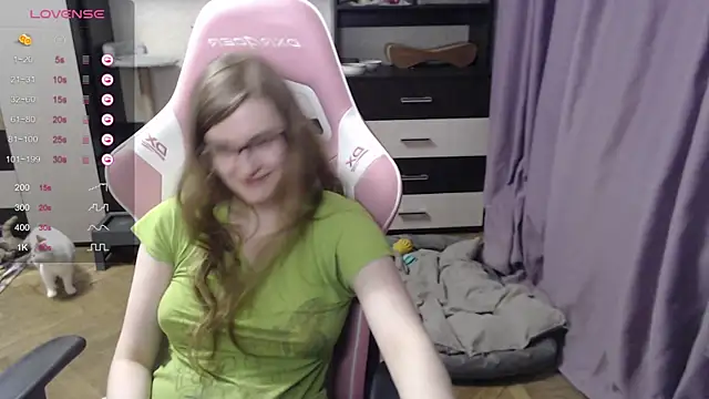 Snapshot of Tomato_Tease chatting on March 20, 2025, 7:35 pm Tomato Tease online show from March 20, 2025, 7:35 pm