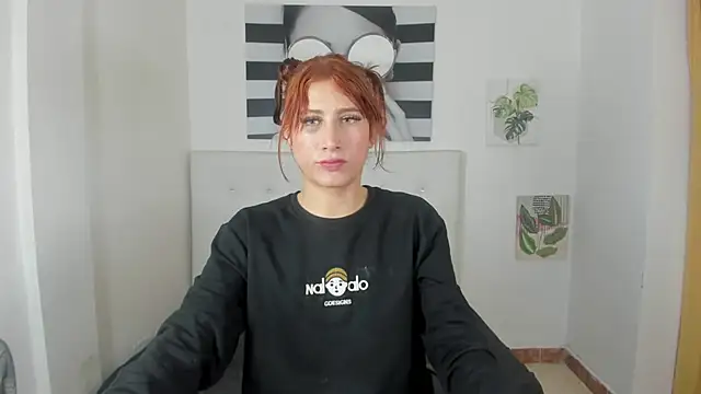 Snapshot of Sofia_agudelo chatting on October 10, 2025, 3:22 pm Sofia agudelo online show from October 10, 2025, 3:22 pm