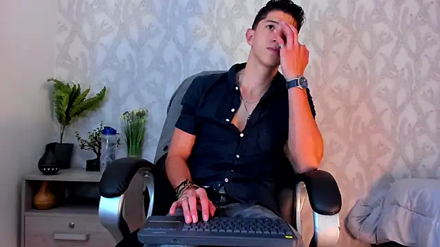 Dorianmistery2322  online show from January 30, 2025, 5:30 am