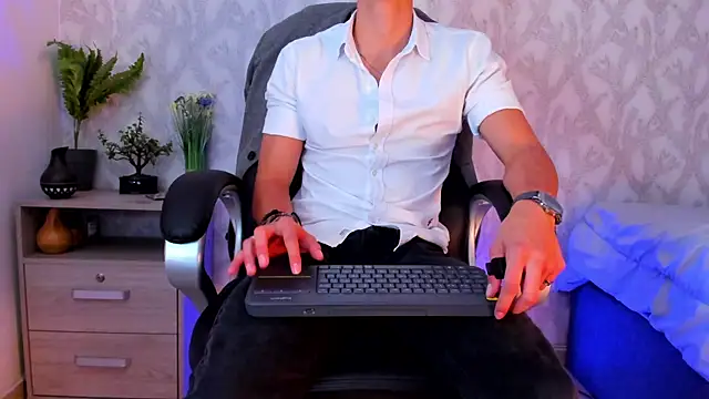 Dorianmistery2322  online show from January 31, 2025, 6:57 am