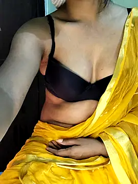 Snapshot of hot_girll_bebo chatting on December 19, 2024, 5:50 pm hot girll bebo online show from December 19, 2024, 5:50 pm