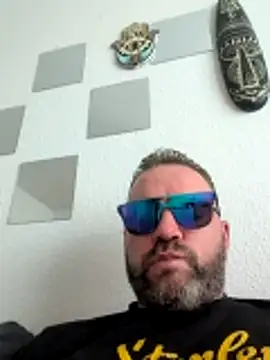 Snapshot of Deeptharot--001 chatting on June 22, 2026, 4:42 am Deeptharot--001 online show from June 22, 2026, 4:42 am