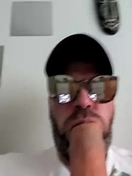 Snapshot of Deeptharot--001 chatting on July 6, 2026, 4:31 am Deeptharot--001 online show from July 6, 2026, 4:31 am