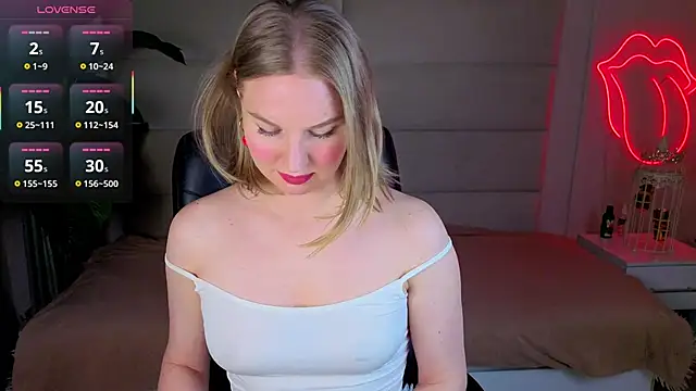 Angel Nikole online show from February 23, 2026, 1:47 am