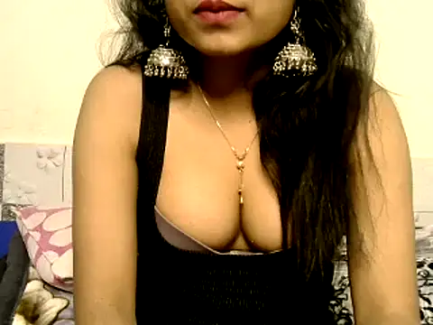 Snapshot of Sanjana_Gupta chatting on February 10, 2025, 7:26 am Sanjana Gupta online show from February 10, 2025, 7:26 am