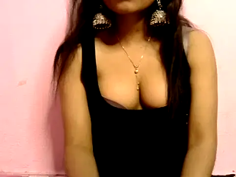 Snapshot of Sanjana_Gupta chatting on February 25, 2025, 6:47 am Sanjana Gupta online show from February 25, 2025, 6:47 am
