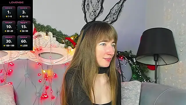 MillicentFarrell online show from January 7, 2025, 1:46 pm