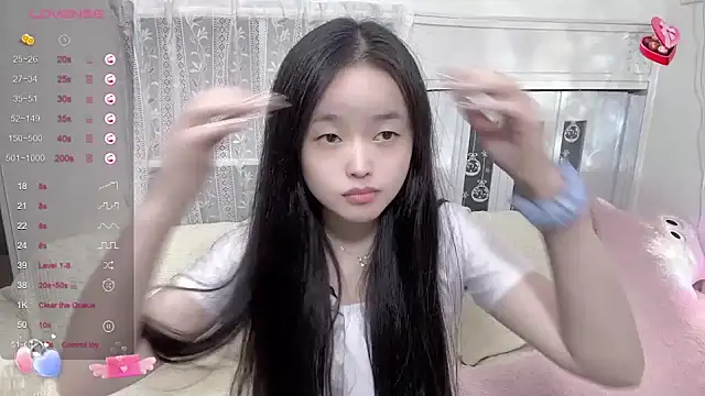 Mia-6688 online show from January 12, 2025, 7:53 pm