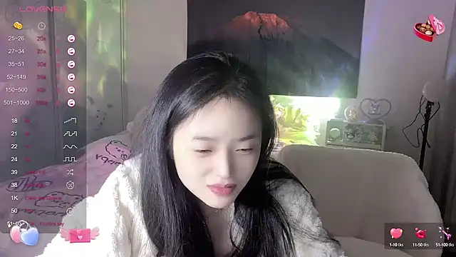 Mia-6688 online show from February 8, 2025, 11:45 pm