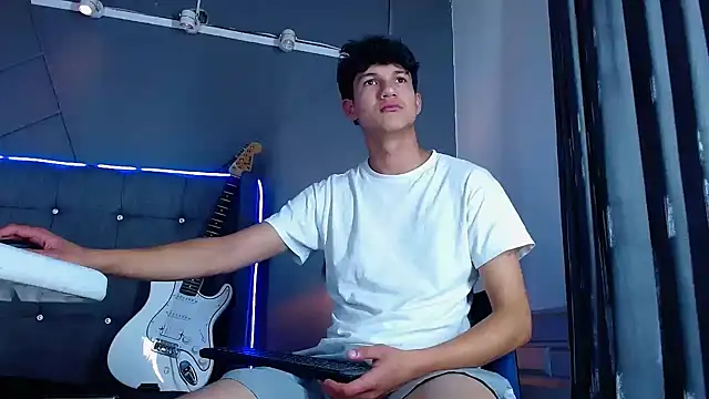 Snapshot of jason_graeats chatting on March 21, 2025, 3:22 am jason graeats online show from March 21, 2025, 3:22 am