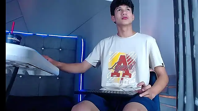 Snapshot of jason_graeats chatting on March 22, 2025, 4:35 am jason graeats online show from March 22, 2025, 4:35 am